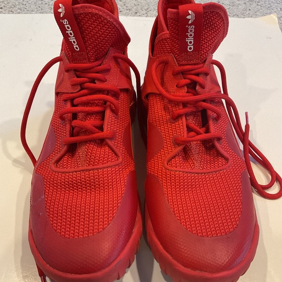 Men’s Size 10 Adidas Tubular X Triple Red Sneakers - Picture 1 of 7